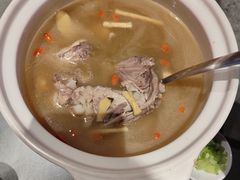 -佬太公海鸭·海鲜大排档(上海总店)
