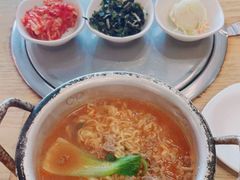 -莫嘎(乌鲁木齐中路店)