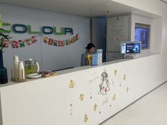 -卡罗酒店(东门晒布地铁站店)