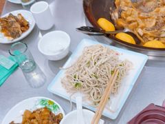 -屯老二农家铁锅炖·行业领军者(梅江店)