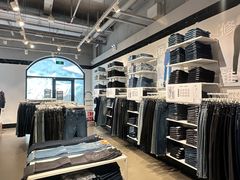 -首创奥特莱斯(西安店)