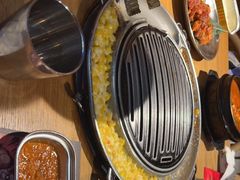 -青瓦炭韩潮烤肉(花园道店)