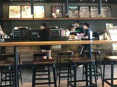 大堂-星巴克(虹口运动loft店)