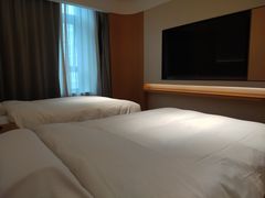 -全季酒店(郑州东站省骨科医院地铁站店)