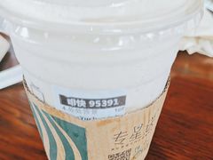 -星巴克臻选(惠州华贸天地1楼店)