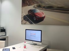 -TESLA 特斯拉(上海太古汇体验店)
