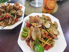 -岛中岛·海鲜大排档·万宁老字号(东澳店)