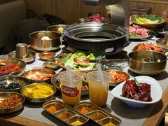 -草家酱蟹炭火烤肉店(珲春南路一店)