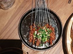 -包整·丝娃娃(一览甲秀楼风景店)