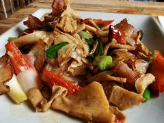 烟笋炒腊肉-云之南(八里庄店)