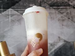 -喜茶(上海打浦桥日月光gelato lab+店)