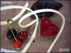 1kg的黄杏草莓蛋糕-榖屋house of flour(张江首店)