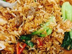-煲仔皇腊味煲仔饭(经四万达店)