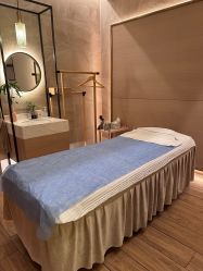 -苑苑vbeauty科技美容SPA