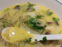 -小杨生煎(浦江欢乐颂店)