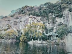 -绍兴东湖风景区