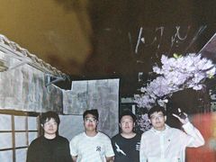 -荒岛实景沉浸密室(江汉路1店)