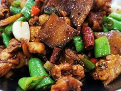 -小三峡食府(西五路店)