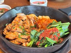 铁锅碳烤黑猪肉-BELLOCO倍乐(静安店)