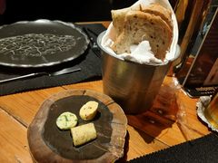 餐前包-AZUL by FUEL蓝色·法式酒馆(琶醍店)