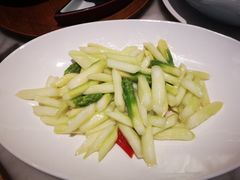 清炒芦笋-蝶园·装修中(BFC外滩金融中心店)