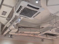 -三个四川人火锅(华联商厦店)