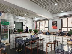 -八两八金·莱芜特色炒鸡(市南漳浦路店)