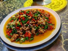 尖椒鸡-舌尖上的食缘花园主题餐厅