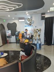 -TOP HAIR SALON