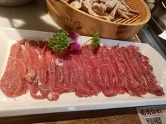 -尚尚仙·酸汤猪手·猪肚鸡火锅(华联万柳购物中心店)