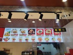 -顺溜·手工刀削面·黑金店(铜锣湾店)