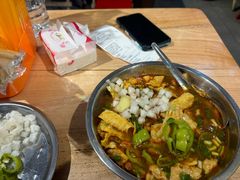 -柳州肥姨妈大骨螺蛳粉(沙河店)