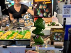 -席娜卡琳火车铁道夜市