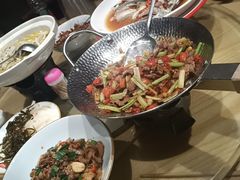 -湘阁里辣(南岭购物广场店)