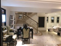 -孔雀手美甲美睫护理