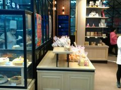 面包甜点陈列柜-迪莉娅(欧亚卖场店)