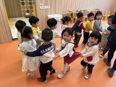 -小门牙好性格托育(北外滩中心)