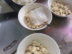 -何老二卤汁凉粉