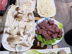 -刘少华贵州小黄牛·鲜牛肉火锅(总店)