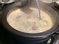 -大匠工房古船木艺术餐厅·猪肚鸡专门店(长白仙岛店)