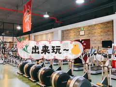 -英派斯健身游泳馆