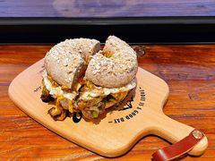 -Catch Bagel(芳草地店)