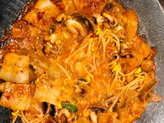 铁板章鱼五花肉-春熙台韩国料理·章鱼肥牛(西丽店)