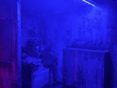 -荒岛实景沉浸密室(江汉路1店)