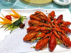 -小鳌陪你小排档·四季小龙虾·田鸡·宵夜(中央第五街店)