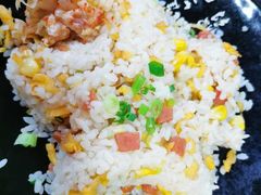 -何师烧烤Pro ·江湖川菜·小龙虾·精酿(太古里旗舰店)