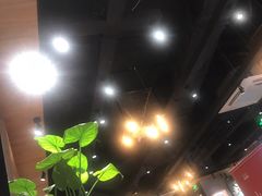 -渝是乎川渝小炒(新世界百货望京店)
