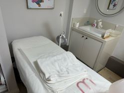 -咪咪专业脱毛连锁机构