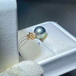 -灵彩珠宝(朗香街店)