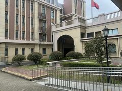 -奉贤东方美谷金汇敬老院·医护康复·日月星连锁(奉贤院)